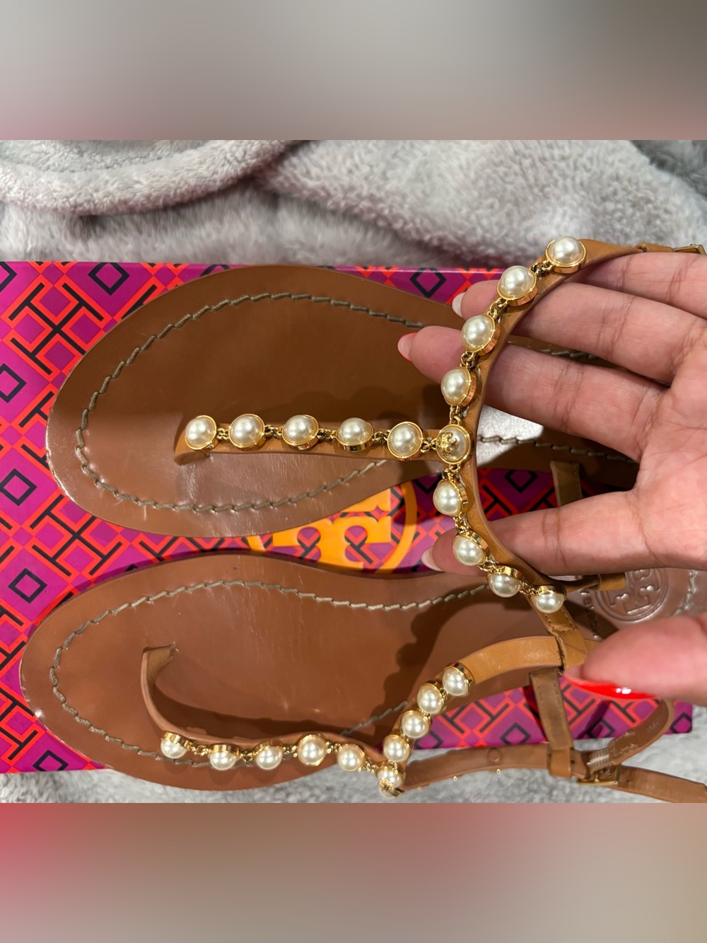 Tory Burch Tan Emmy Pearl Calf Leather Sandals - Picture 4 of 5